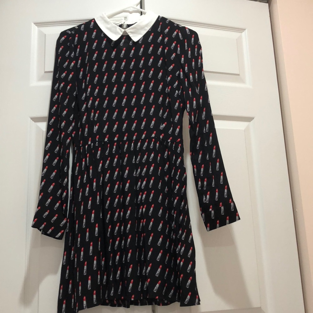 Fun Lipstick-Printed Dress 💄💄💄